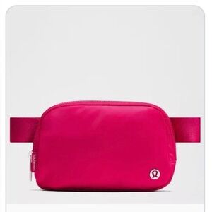 NWOT Lululemon Everywhere Belt Bag 1L